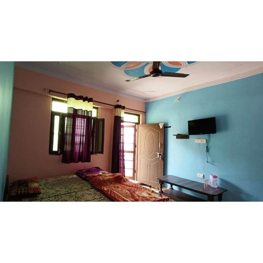 Astha Guest House Gopeshwar Exterior photo