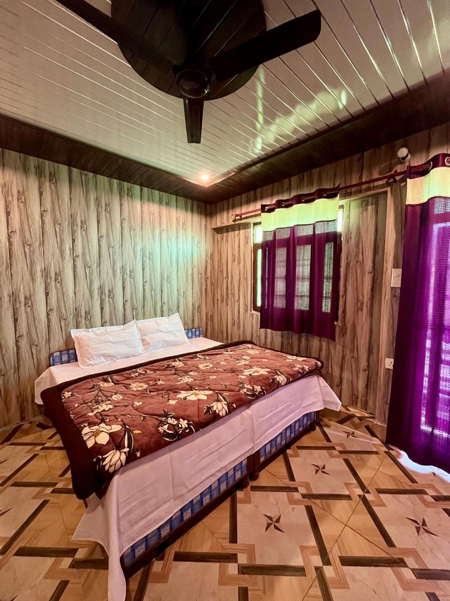 Astha Guest House Gopeshwar Exterior photo